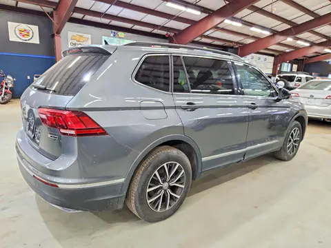 2020 Volkswagen Tiguan VIN 3VV2B7AX9LM182050 фото 3