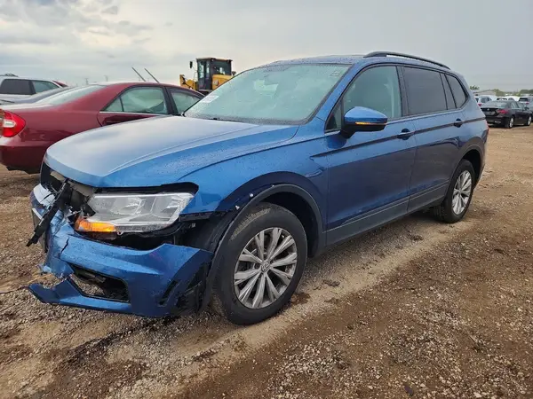 3VV0B7AX9LM053183 — 2020 Volkswagen Tiguan, Передняя часть (Front End), фото до ремонта
