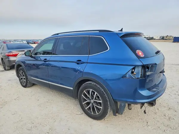 3VV3B7AX9LM071518 — 2020 Volkswagen Tiguan, фото 2 с аукциона Copart 08.10.2026, Задняя часть