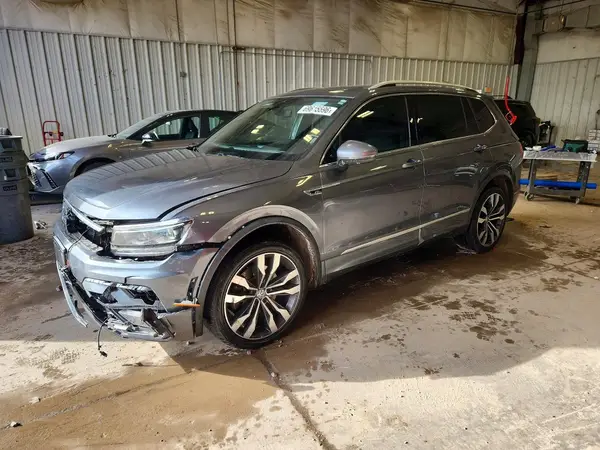 3VV4B7AX0LM131920 — 2020 Volkswagen Tiguan, Передняя часть (Front End), фото до ремонта