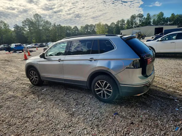 3VV3B7AX2LM057363 — 2020 Volkswagen Tiguan, фото 2 с аукциона Copart, Задняя часть