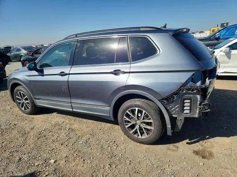 2020 Volkswagen Tiguan VIN 3VV2B7AX5LM126090 фото 2