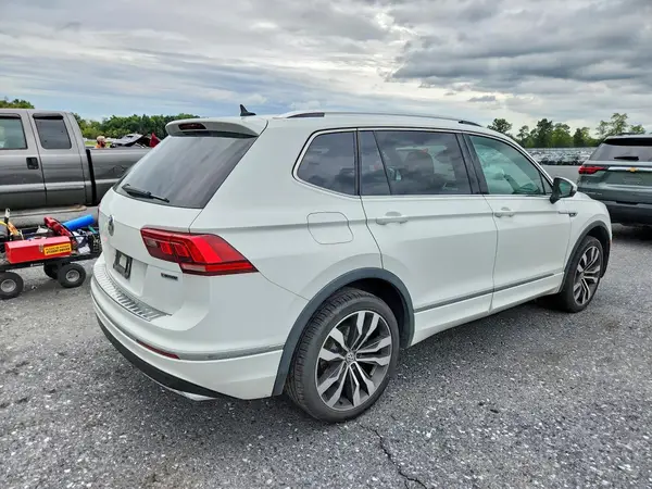 3VV4B7AX7MM141006 — 2021 Volkswagen Tiguan, фото 3 с аукциона Copart 29.09.2026, Передняя часть