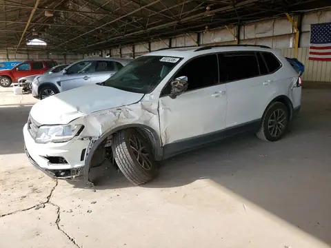 3VV3B7AX8MM095987 — 2021 Volkswagen Tiguan, Передняя часть (Front End), фото до ремонта