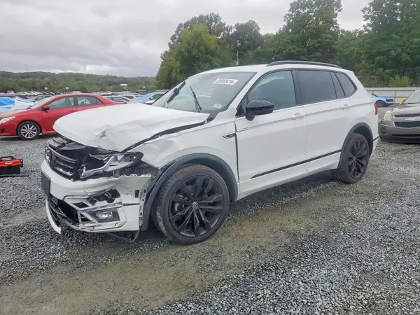 3VV2B7AX4MM147918 — 2021 Volkswagen Tiguan, Передняя часть (Front End), фото до ремонта
