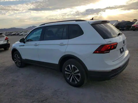 2022 Volkswagen Tiguan VIN 3VV1B7AXXNM071828 фото 2