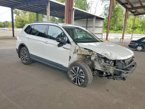3VV0B7AXXNM116794 — 2022 Volkswagen Tiguan, фото 4 с аукциона Copart 14.10.2026, Передняя часть