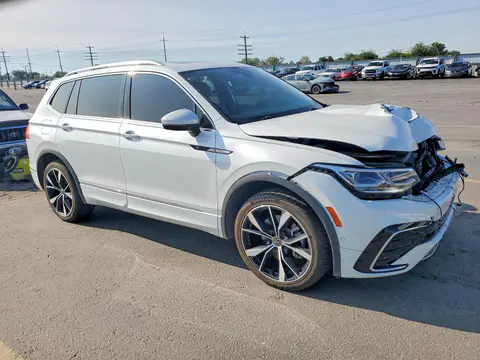 2022 Volkswagen Tiguan VIN 3VV4B7AX3NM138721 фото 4