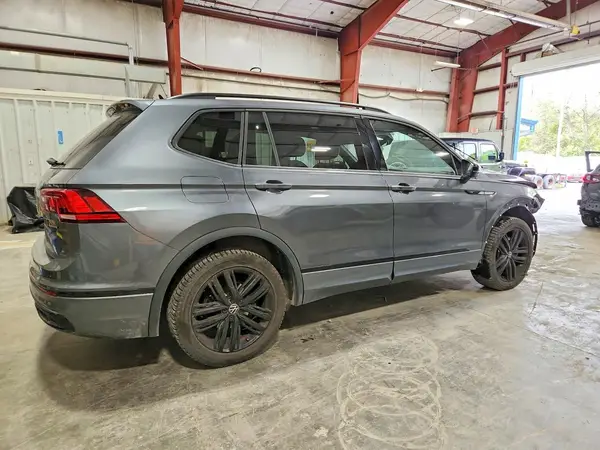 3VV8B7AX2NM025957 — 2022 Volkswagen Tiguan, фото 3 с аукциона Copart, Передняя часть