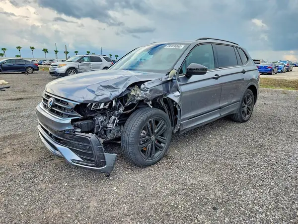 3VVCB7AXXNM165605 — 2022 Volkswagen Tiguan, Передняя часть (Front End), фото до ремонта