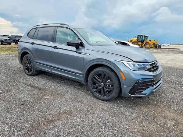 3VVCB7AXXNM165605 — 2022 Volkswagen Tiguan, фото 4 с аукциона Copart, Передняя часть