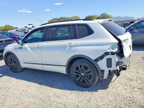 2022 Volkswagen Tiguan VIN 3VVCB7AX6NM062827 фото 2