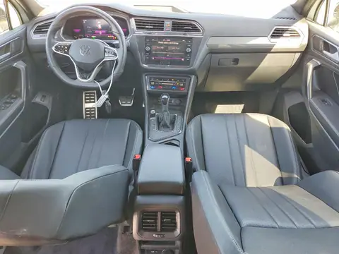 3VVCB7AX6NM062827 — 2022 Volkswagen Tiguan, Задняя часть (Rear End), фото до ремонта
