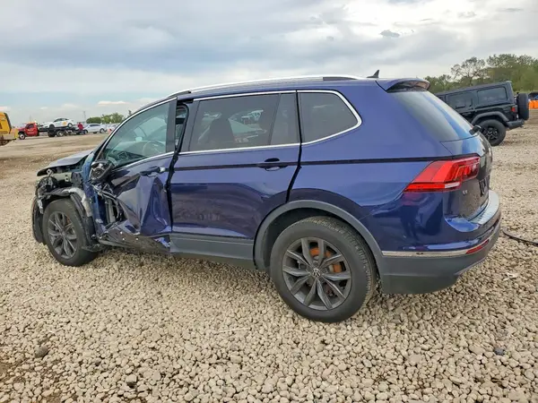 3VV3B7AX8PM035437 — 2023 Volkswagen Tiguan, фото 2 с аукциона Copart, Передняя часть