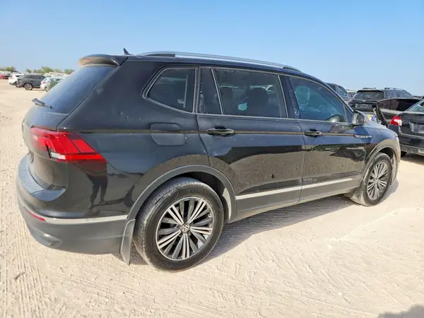 3VVTB7AX6RM220475 — 2024 Volkswagen Tiguan, фото 3 с аукциона Copart, Град
