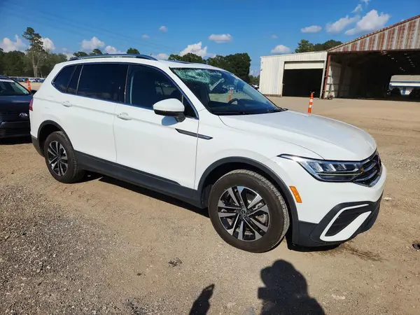 3VVNB7AX9RM001986 — 2024 Volkswagen Tiguan, фото 4 с аукциона Copart, Передняя часть
