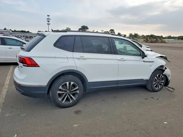 3VVFB7AX5RM171265 — 2024 Volkswagen Tiguan, фото 3 с аукциона Copart, Передняя часть