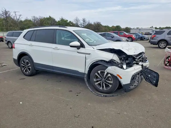 3VVFB7AX5RM171265 — 2024 Volkswagen Tiguan, фото 4 с аукциона Copart, Передняя часть