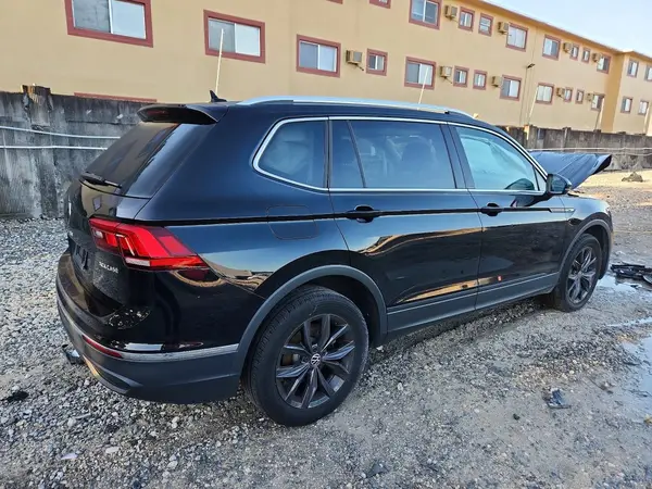 3VV3B7AX1RM116458 — 2024 Volkswagen Tiguan, фото 3 с аукциона Copart, Передняя часть