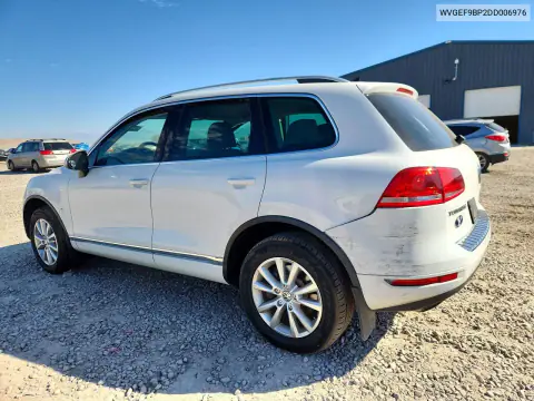 2013 Volkswagen Touareg V6 VIN WVGEF9BP2DD006976 фото 2
