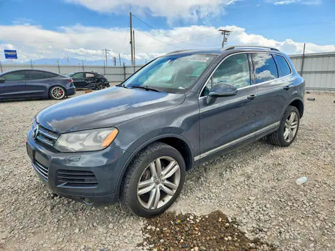 WVGEP9BP7ED001478 — 2014 Volkswagen Touareg, Мелкие вмятины и царапины (Minor Dent/Scratches), фото до ремонта