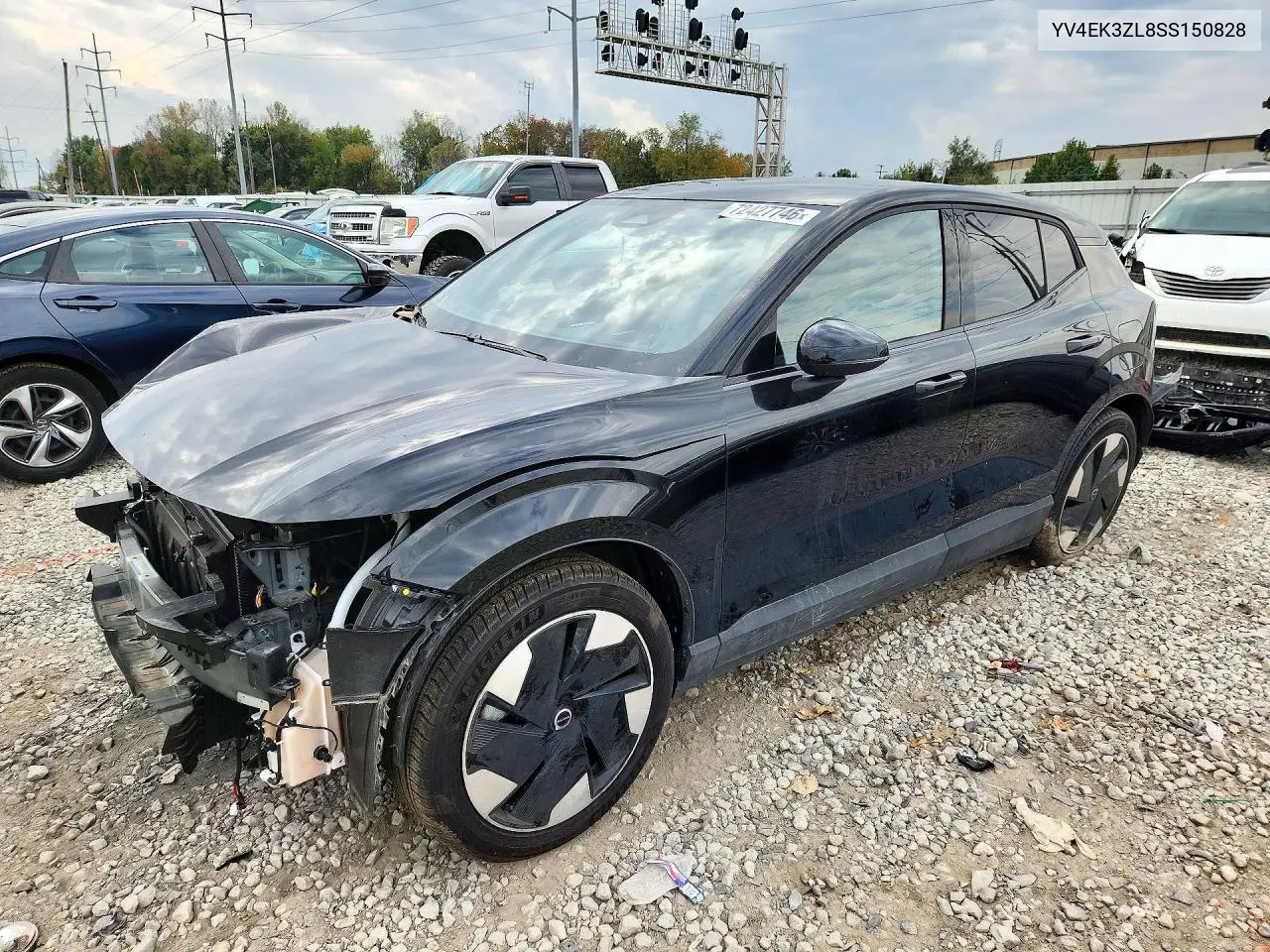 YV4EK3ZL8SS150828 Volvo EX30 2025 — повреждение Передняя часть, фото до ремонта