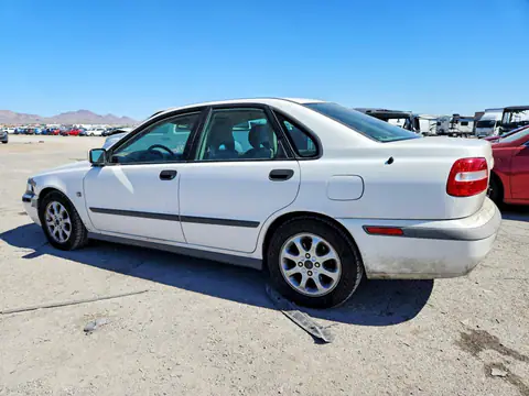 YV1VS29561F602436 — 2001 Volvo S40, фото 2 с аукциона Copart 06.10.2026, Передняя часть
