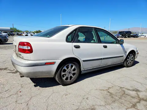 YV1VS29561F602436 — 2001 Volvo S40, фото 3 с аукциона Copart 06.10.2026, Передняя часть
