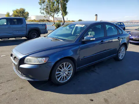 YV1390MS0A2507057 — 2010 Volvo S40, Задняя часть (Rear End), фото до ремонта
