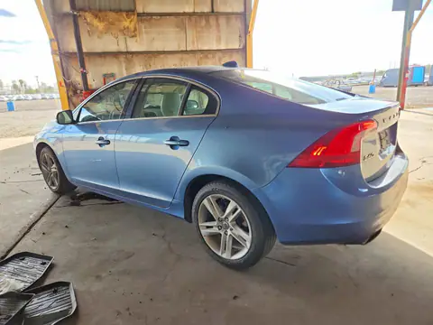 2014 Volvo S60 VIN YV1612FS4E2286582 фото 2