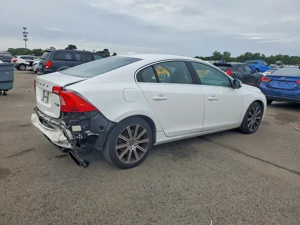 LYV402TM4HB153085 — 2017 Volvo S60, фото 3 с аукциона Copart, Задняя часть
