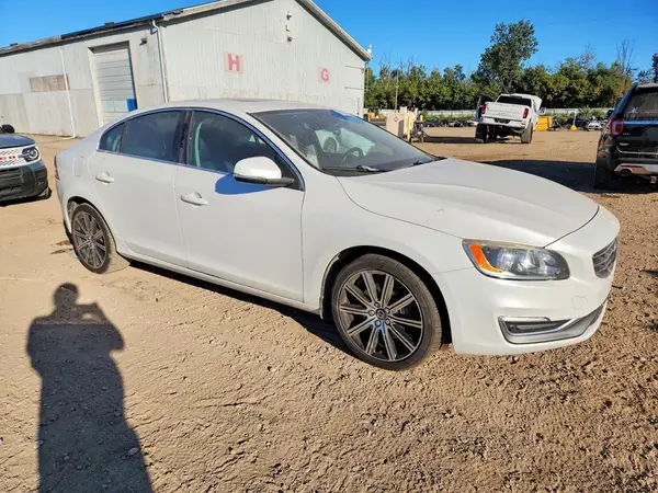 LYV402TK2HB145999 — 2017 Volvo S60, фото 4 с аукциона Copart, Боковая часть