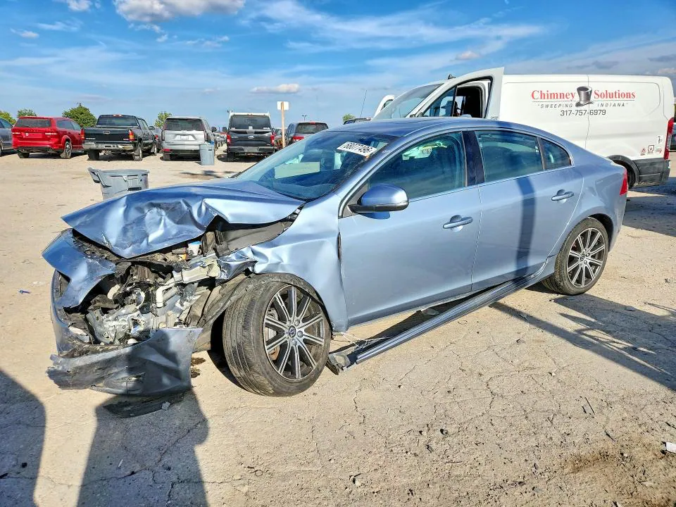 2018 VOLVO S60 VIN LYV402TK0JB162130 фото 1