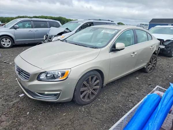 LYV402TK0JB172415 — 2018 Volvo S60, Боковая часть (Side), фото до ремонта