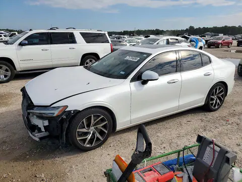 7JRA22TK7KG015601 — 2019 Volvo S60, Передняя часть (Front End), фото до ремонта