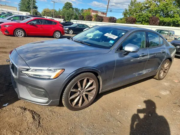 7JRA22TK0LG065189 — 2020 Volvo S60, Подтопление (Water/Flood), фото до ремонта