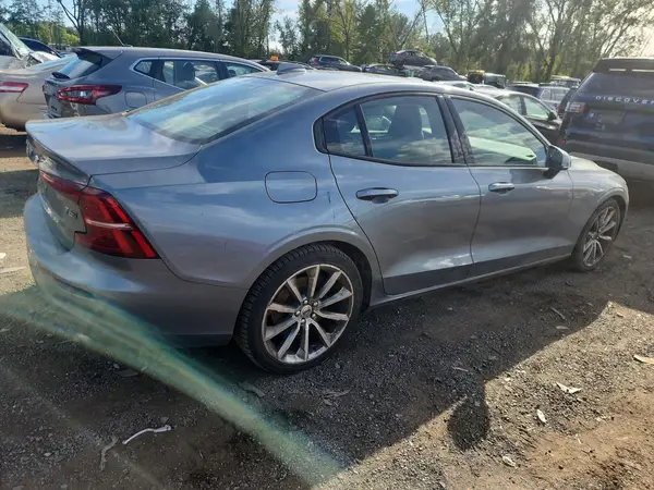 7JRA22TK0LG065189 — 2020 Volvo S60, фото 3 с аукциона Copart 06.10.2026, Подтопление