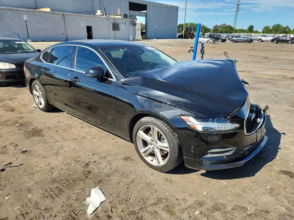 LVY982AK0JP037272 — 2018 Volvo S90, фото 4 с аукциона Copart 14.10.2026, Передняя часть