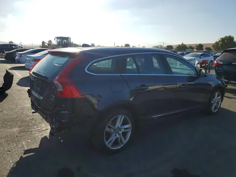 2015 Volvo V60 VIN YV1612SK1F1222335 фото 3