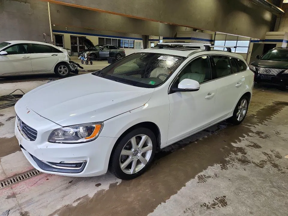 2017 VOLVO V60 VIN YV140MEK1H1361028 фото 1