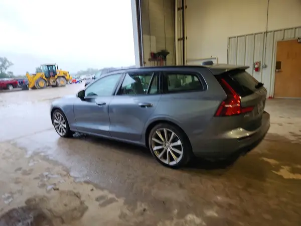 YV1102EK4L2359641 — 2020 Volvo V60, фото 2 с аукциона Copart, Подтопление