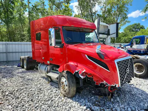 4V4NC9EH9KN899256 — 2019 Volvo VN, Передняя часть (Front End), фото до ремонта