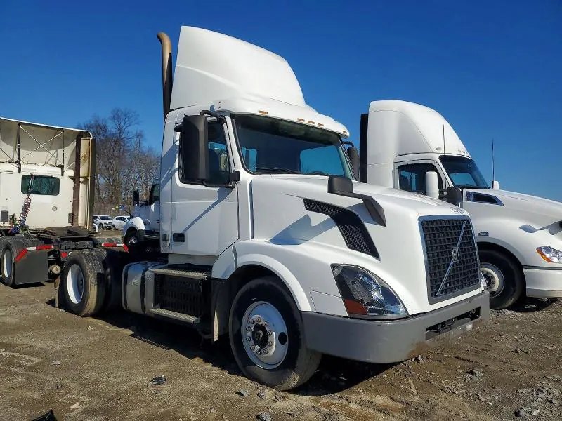2016 VOLVO VNL VIN 4V4N39TG0GN965520 фото 1