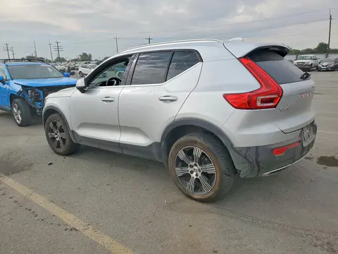 2019 Volvo XC40 VIN YV4162ULXK2056552 фото 2