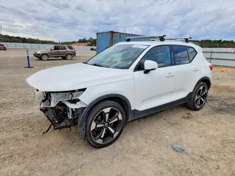 YV4162UK5K2139538 — 2019 Volvo XC40, Передняя часть (Front End), фото до ремонта