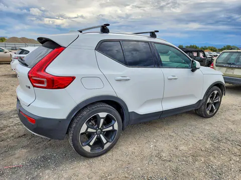 2019 Volvo XC40 VIN YV4162UK5K2139538 фото 3