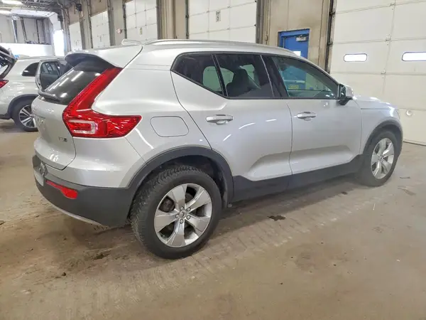 2019 VOLVO XC40 VIN YV4162UK9K2126517 фото 3