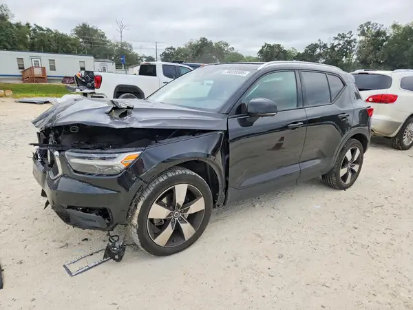 YV4162XZ7K2007292 — 2019 Volvo XC40, Передняя часть (Front End), фото до ремонта