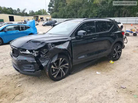 YV4AC2HMXK2070785 — 2019 Volvo XC40, Передняя часть, фото до ремонта
