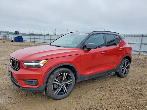 YV4162UM2L2246758 — 2020 Volvo XC40, Задняя часть, фото до ремонта